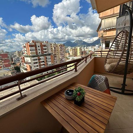 Urban Charm Studio With Balcony Тирана Екстериор снимка
